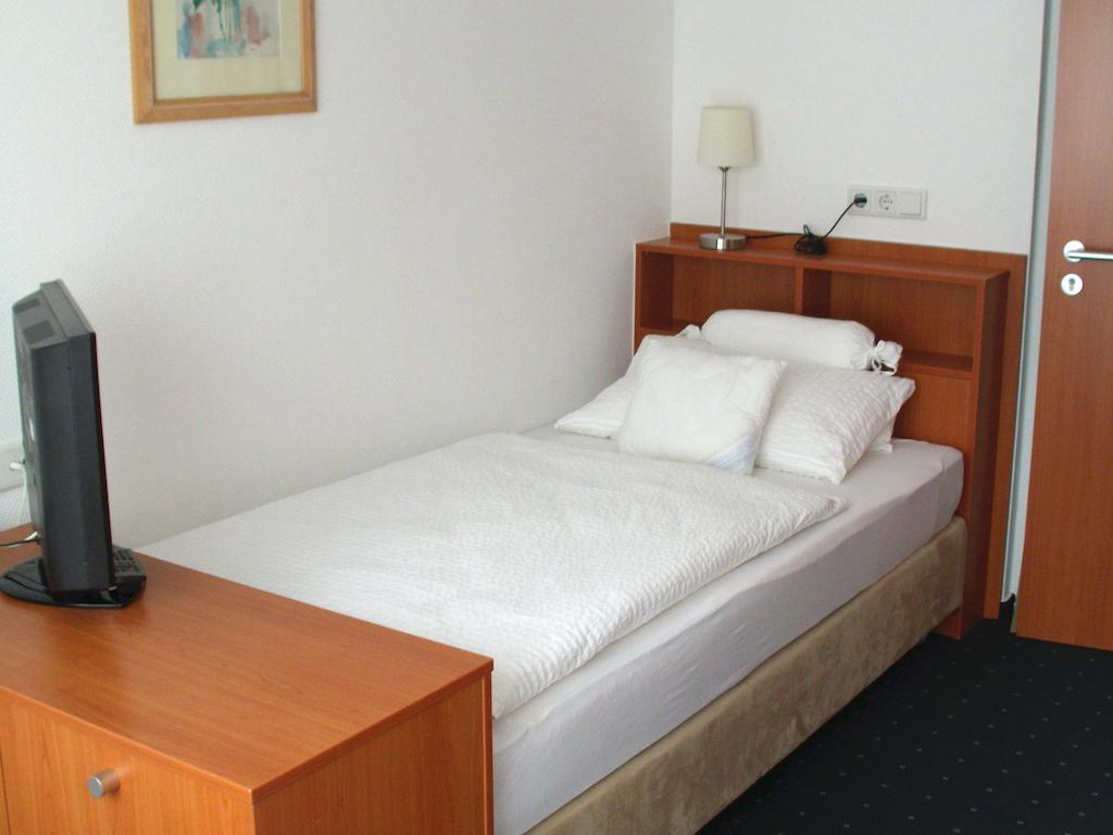 Haus Koebesine Hotel Juist Room photo